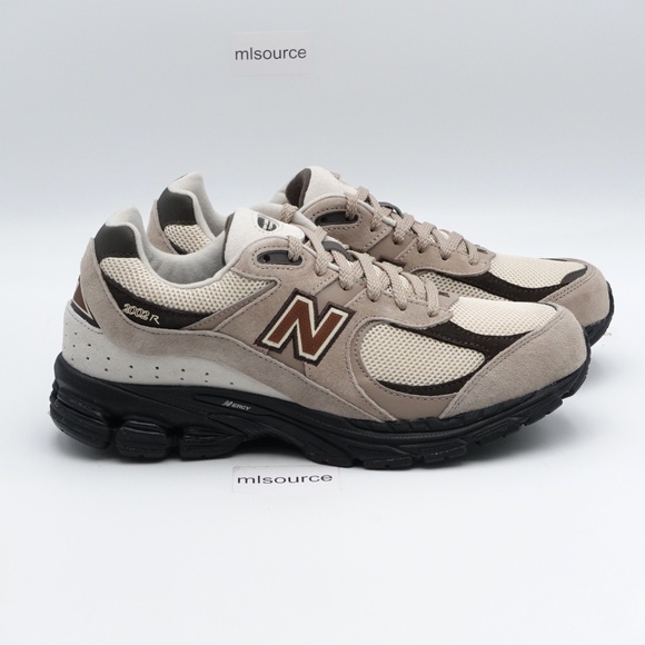 NEW Men's New Balance 2002R Suede Sneakers M2002RZR Driftwood/Rich Earth - Picture 2 of 10